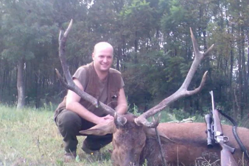 Poľovačky v zahraničí - plán ciest / Lovecký rok s AB - Centrum safari Poľovačky v zahraničí - plán ciest / Lovecký rok s AB - Centrum safari